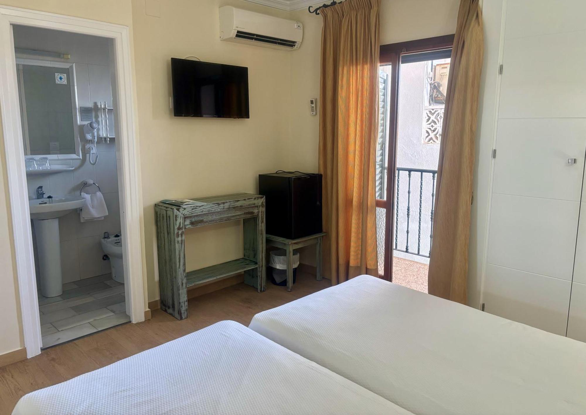 Hotel Chipiona 2*